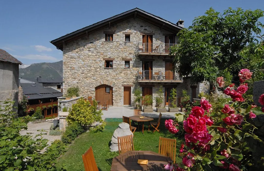 Hotel Casa Cornel-1