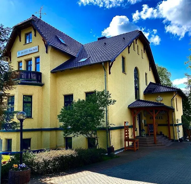 Hotel Am Park-1