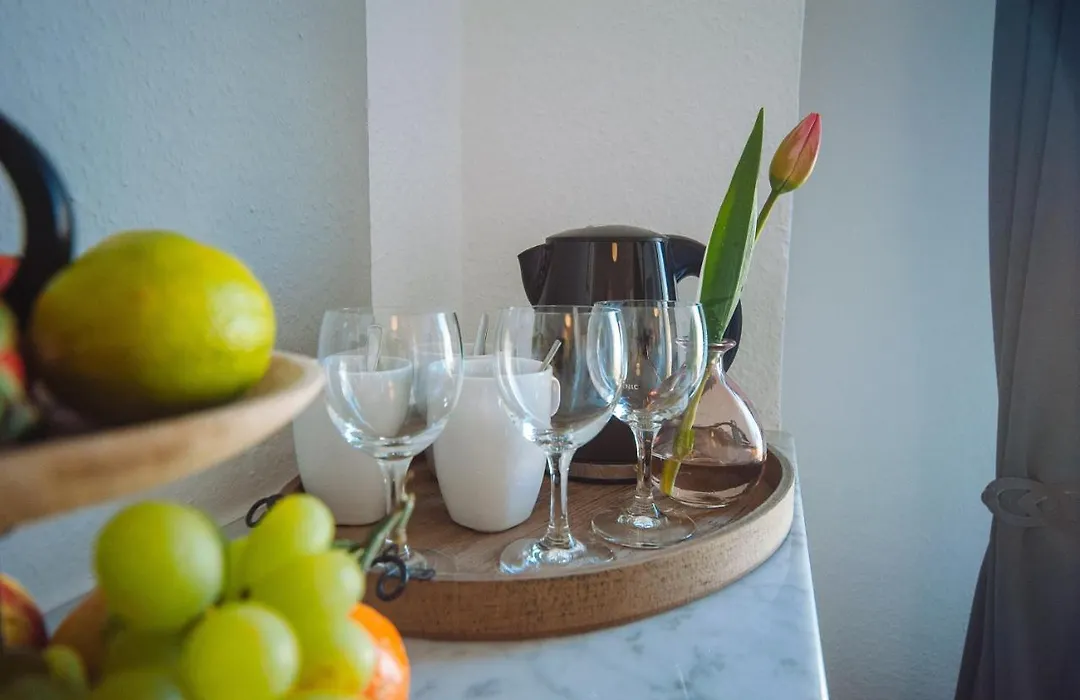 Apartmenthaus Kaiser Friedrich-1