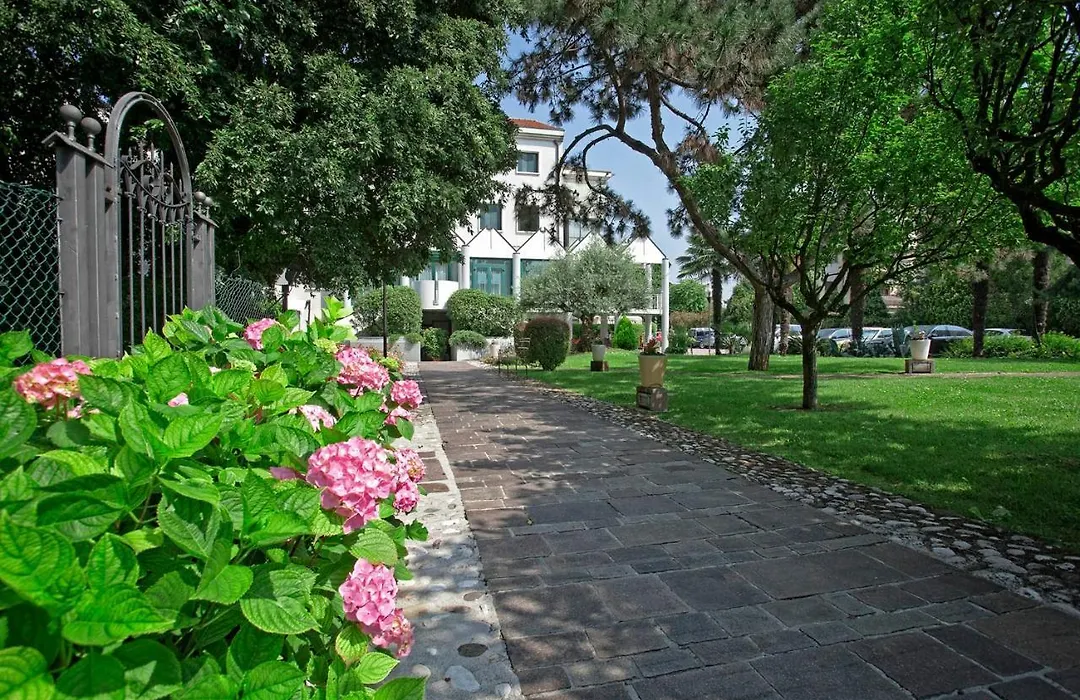 Park Hotel Ai Pini & Restaurant Ai Pini-1