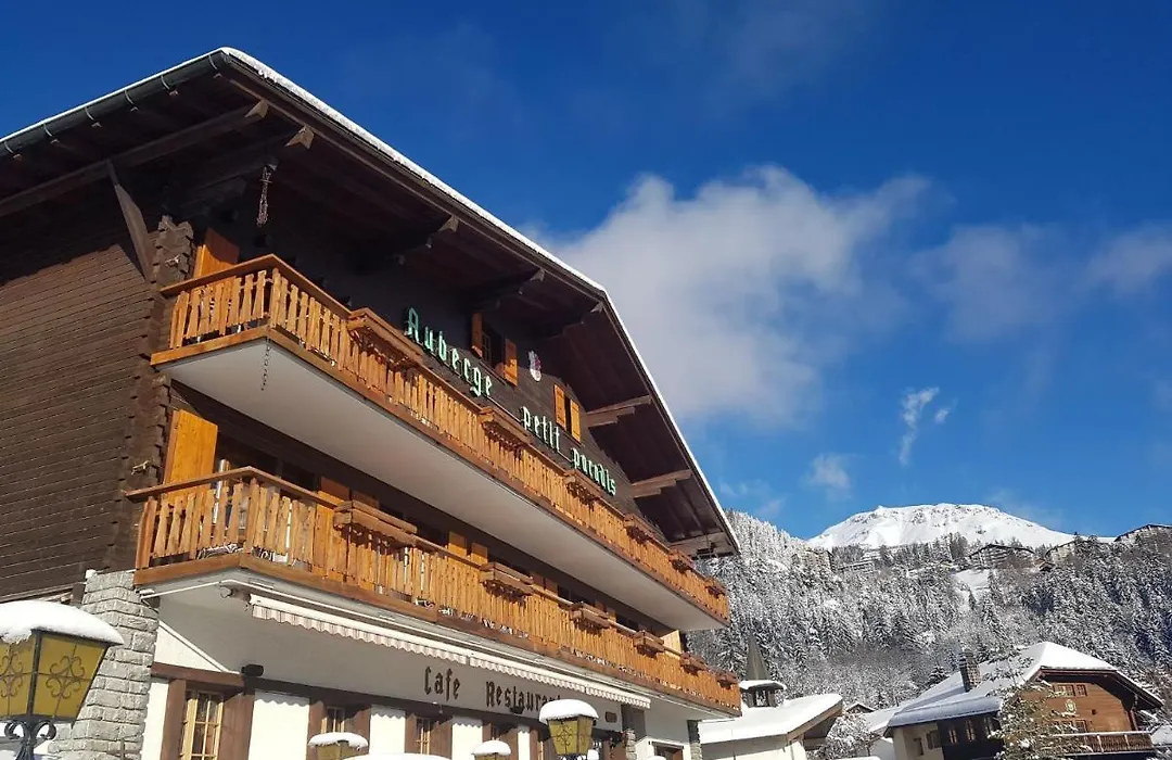 Petit Paradis-1