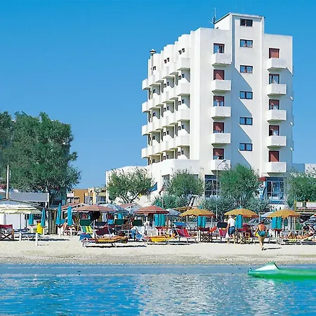 Hotel International-3