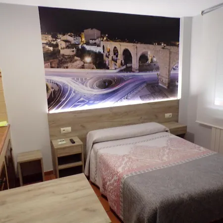 Hostal Serruchi-2