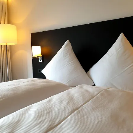 Wue Hotel By Wmm Hotels-2