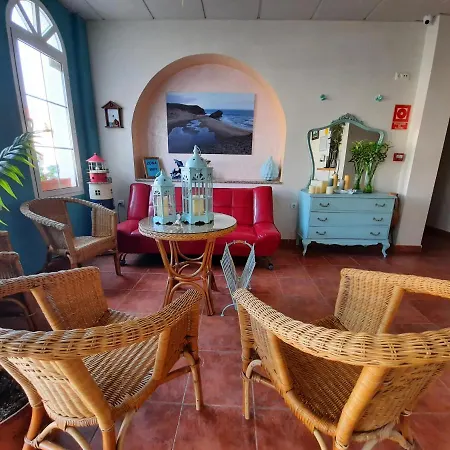 Hostal Costa Rica-3