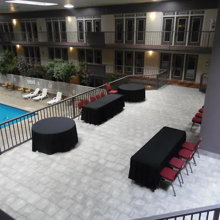 1Hotel-2
