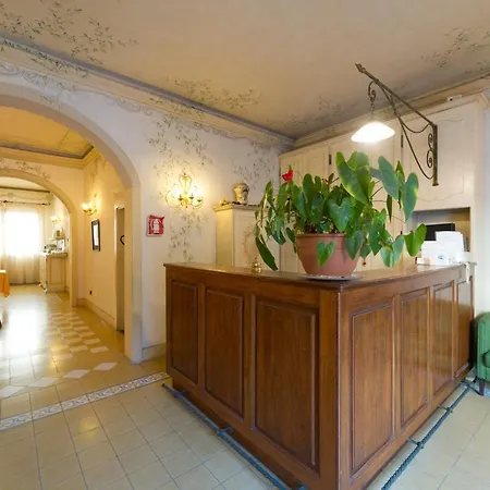 Hotel Moderno-3