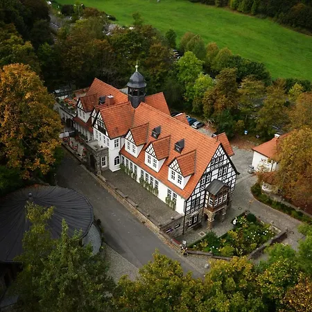 Quellenhaus Feengrotten-2