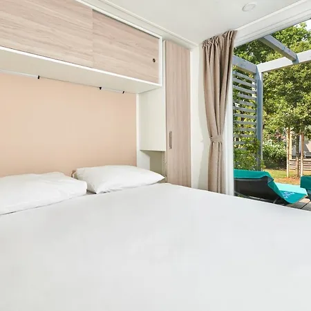 Camping Stella Maris Mobile Homes-3