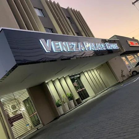 Hotel Veneza-2