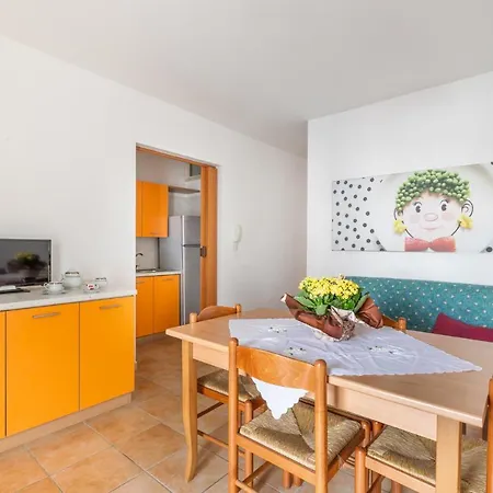 Residence Magic Sea Lido Marini-3