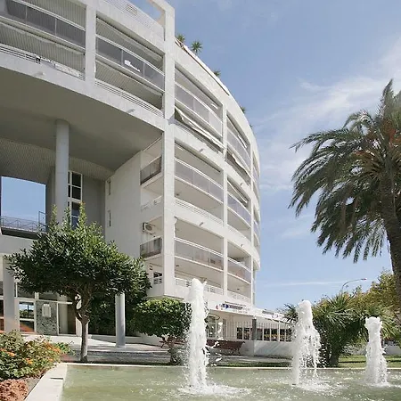 Royal Rentalmar Apts-3
