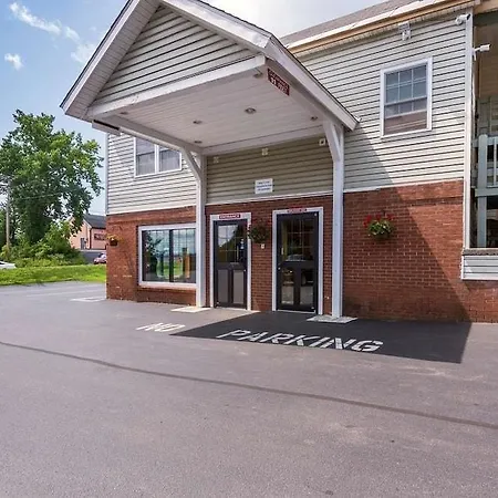 Northway Inn Queensbury - Lake George-3