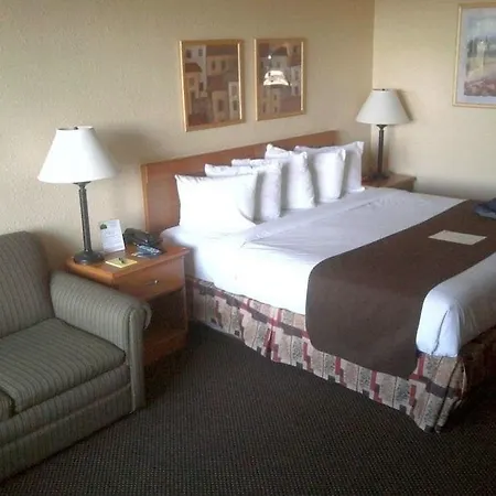 Whitten Inn University-3