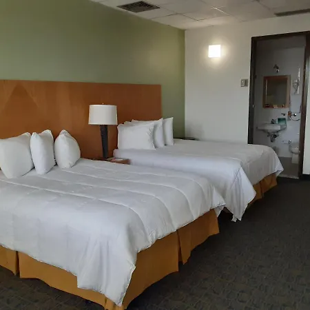 Howard Johnson By Wyndham San Juan Centro Cardiovascular-2