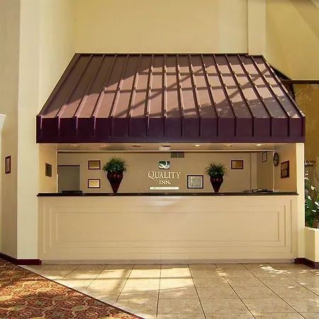 Palm Bay Hotel And Conference Center-3