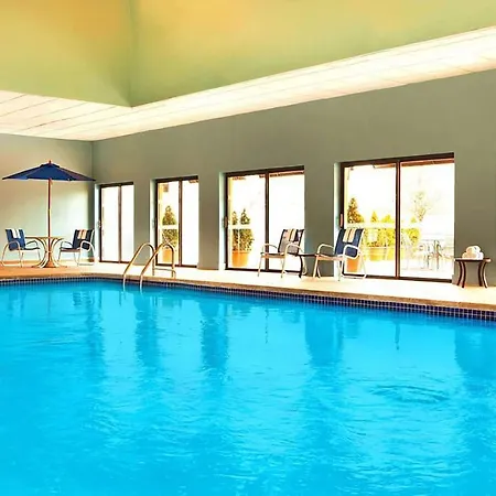 Baymont By Wyndham Meriden-3
