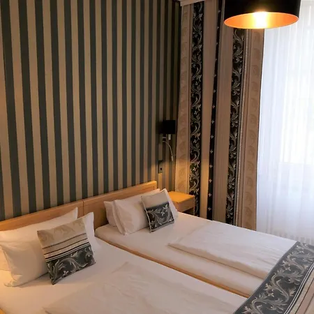 Hotel Engelbert-2