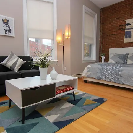 Charming Studio In Boston Brownstone, C.Ave#5-2