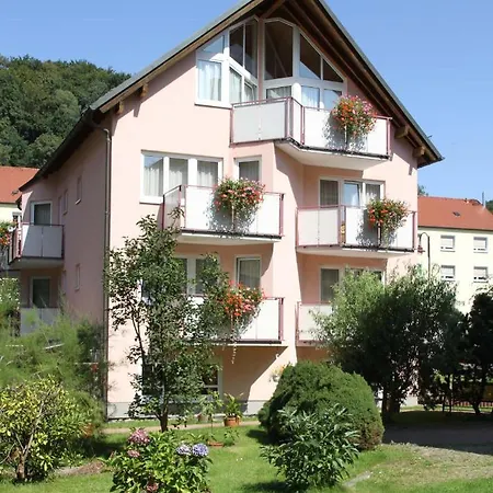 Hotel-Garni Elbgarten Bad Schandau-3