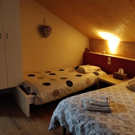 Chambre Chaleureuse chez l'habitant-3