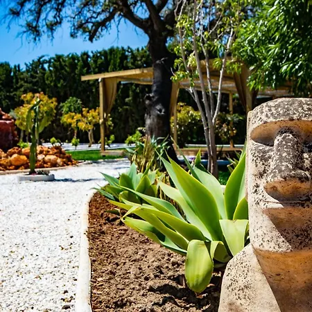 The Palms Boutique Resort Malaga - Adults Only-3