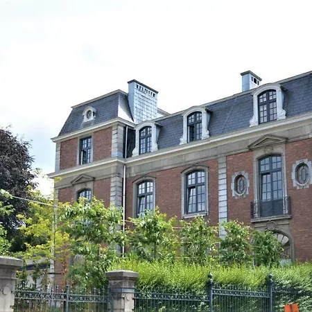 Villa De Noailles-2