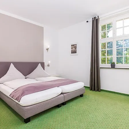 Gasthaus Und Hotel An Der Kost-2