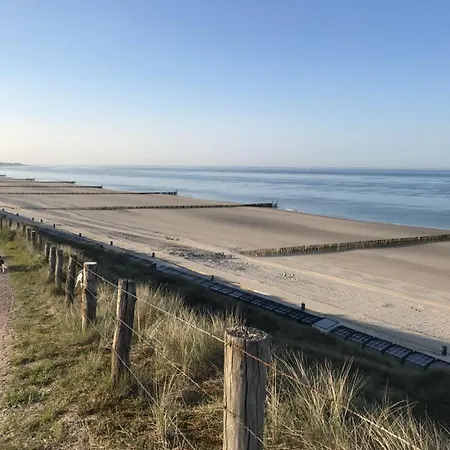 Duinvilla Aan De Zee B&B-3