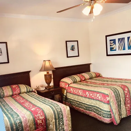 Los Feliz Hotel-3