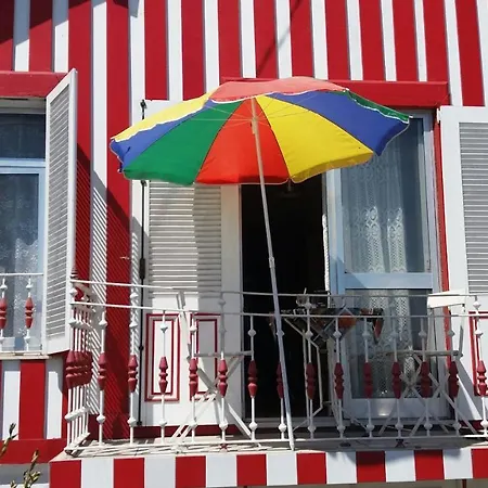 Sea house-3