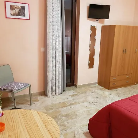 Happy House-3