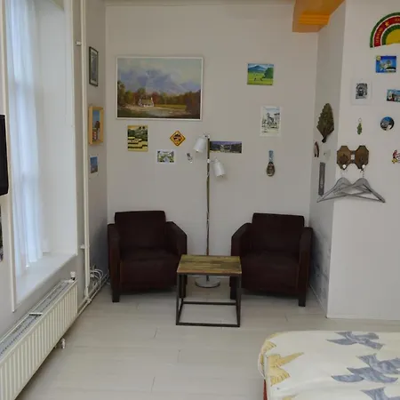 Bed And Breakfast De Kleyne Wereld-3