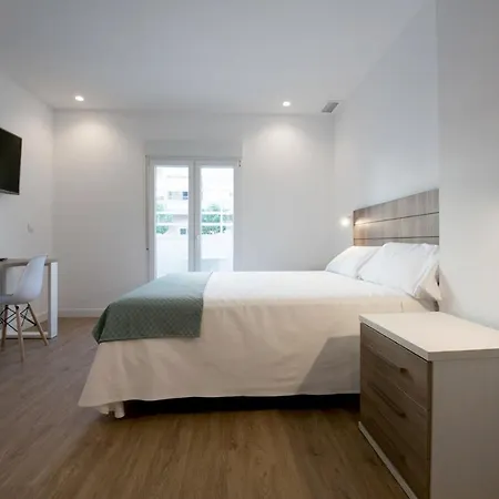 Hostal Beach-2