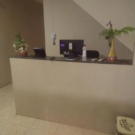 Hotel 678-3