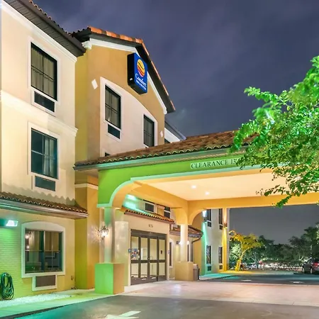 Comfort Inn & Suites Northeast - Gateway-3