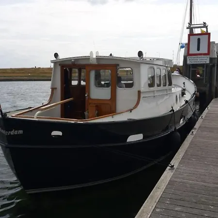 Prive B&B Motorsailer Rataplan-3