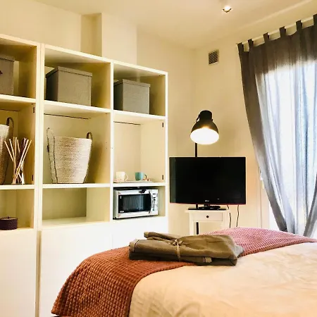Sweet & Cosy Room Next To The Beach-3