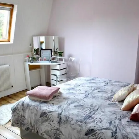 Chambre D 'Hotes Chez Manon Et Hugo-2
