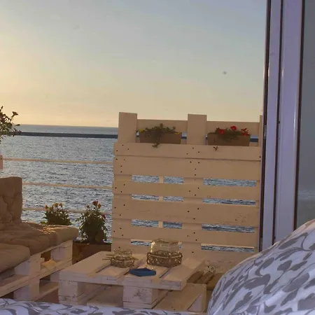 Sea View Life-2