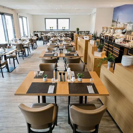 Sporthotel Hamburg By Jufa Hotels-3