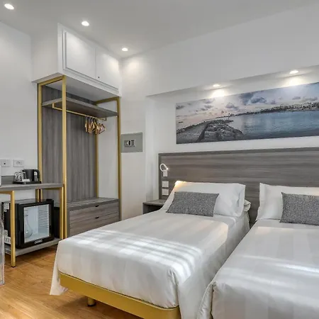 Gallery Suite-2