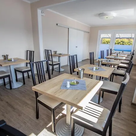 Hotel Pension Nordseewelle-2