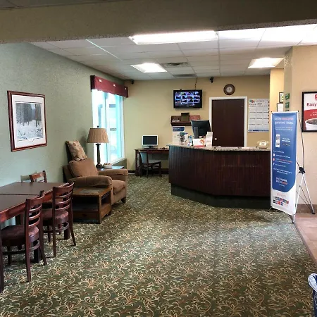 Econo Lodge-3