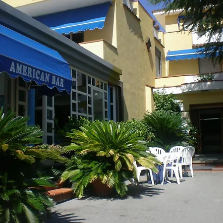 Hotel Seven Residence-3