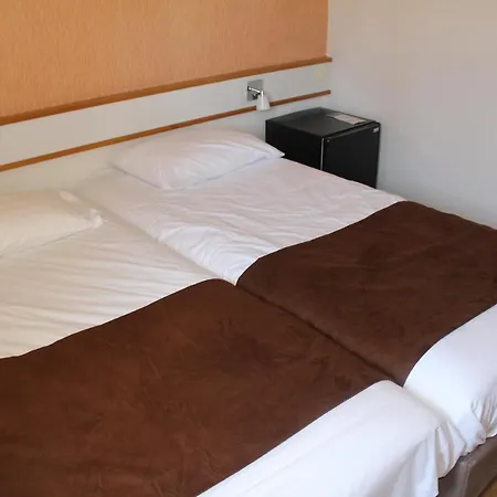 HOTEL Chateau-Thierry Centre-2
