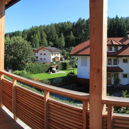 Garni - Hotel Am Burghuegel-2