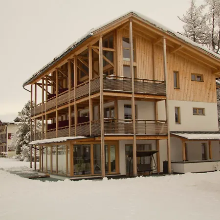 Garni - Hotel Am Burghuegel-3