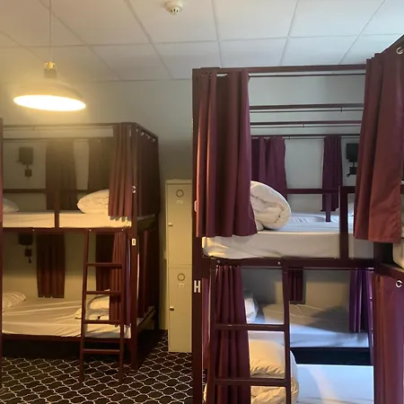 Safestay Brussels Grand Place-3
