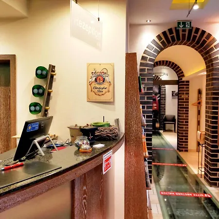 Hotel Xtra Gleis-3